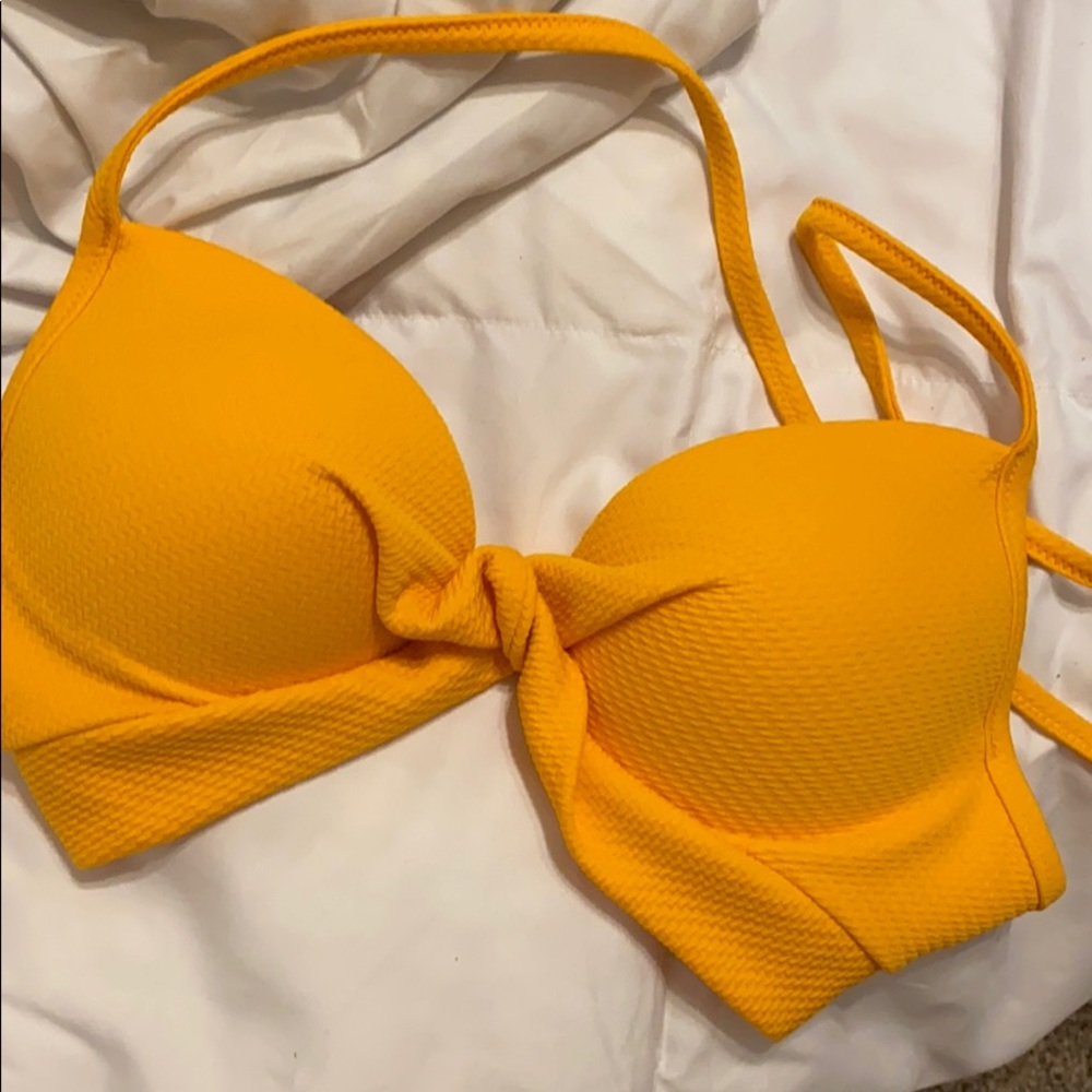 Swimsuit/bikini top